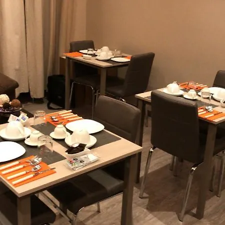 Casa de hóspedes Luxury Sistina Suites *