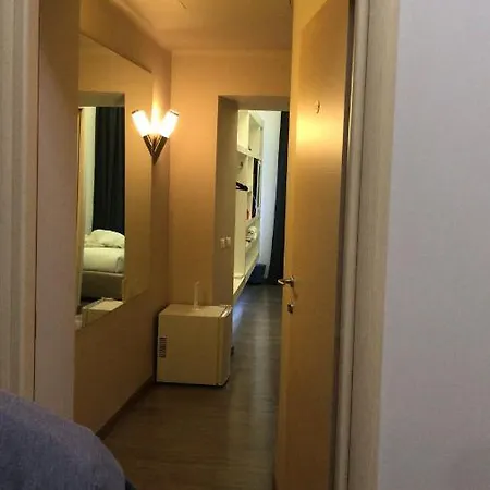 Casa de hóspedes Luxury Sistina Suites *